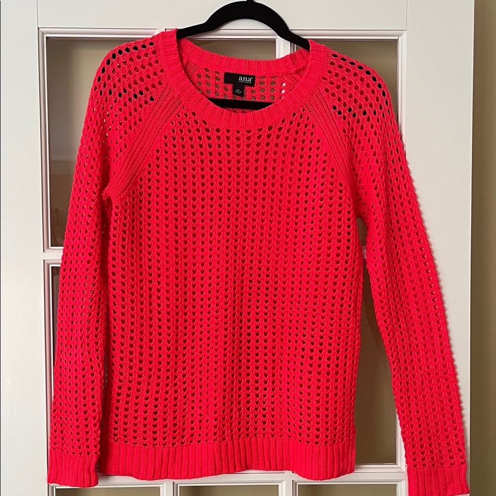 Like new Ana key hole top. Size M $10